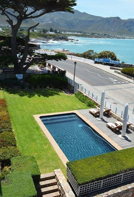 Hermanus Seaview Apartment Bagian luar foto