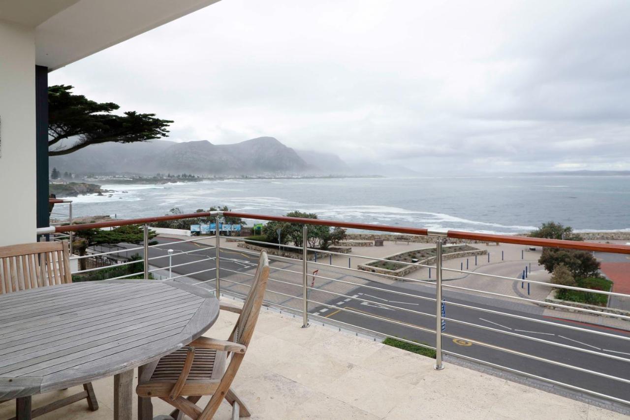 Hermanus Seaview Apartment Bagian luar foto